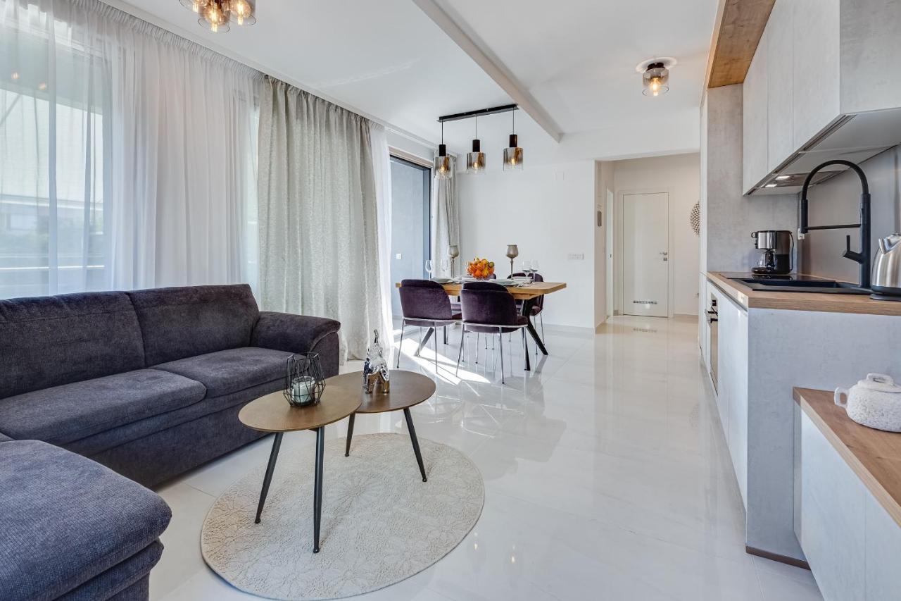 Diamond Two Bedroom Apartment Zadar Buitenkant foto