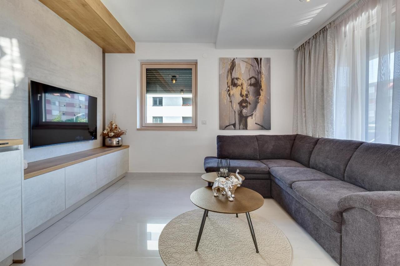 Diamond Two Bedroom Apartment Zadar Buitenkant foto