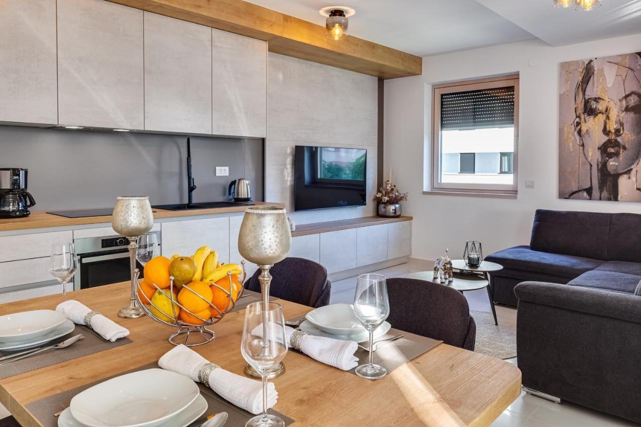 Diamond Two Bedroom Apartment Zadar Buitenkant foto
